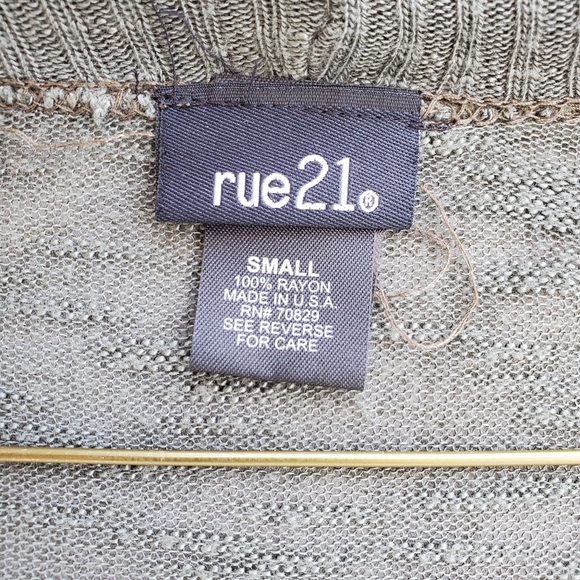 Rue21 olive green cocoon style - Picture 2 of 2